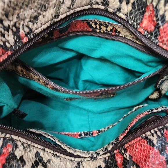 KATE Landry Vintage Snakeskin Purse - Picture 11 of 12